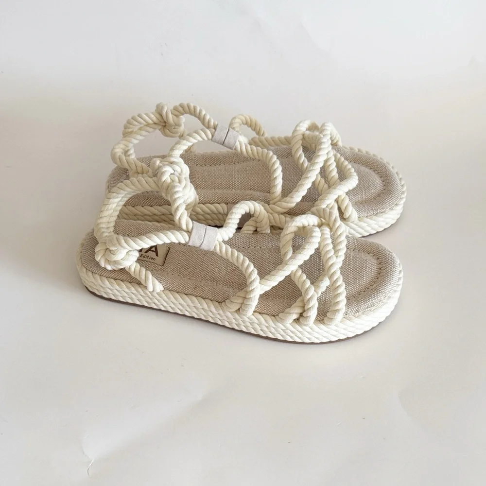 MIA Marquez Strappy Twisted Rope Boho Off-White Platform Sandals size 9